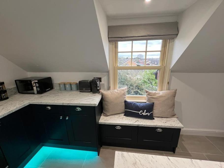 Stylish Loft Apartment with Parking in Melton Mowbray