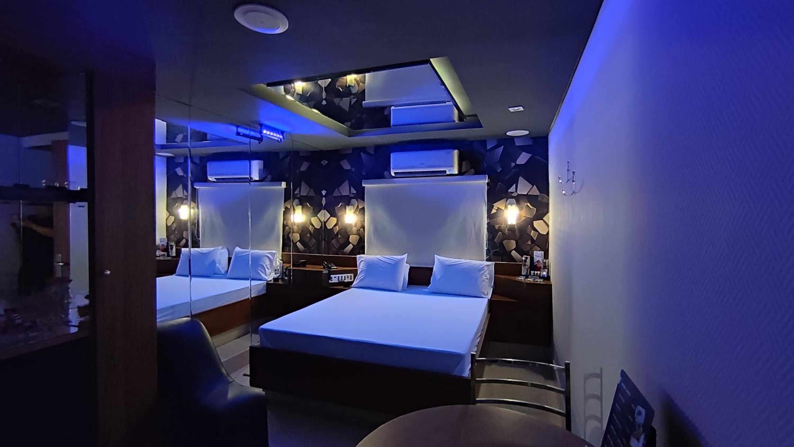 Swing Motel 1