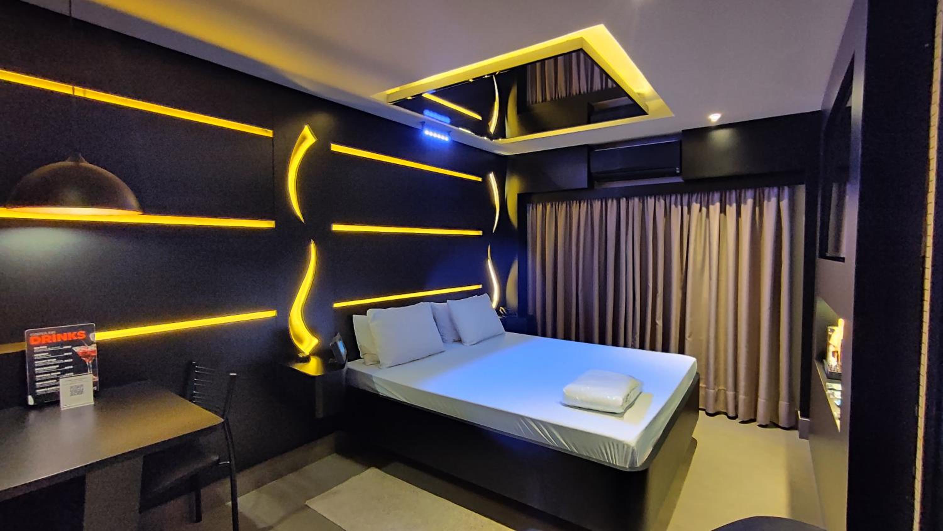 Swing Motel 1