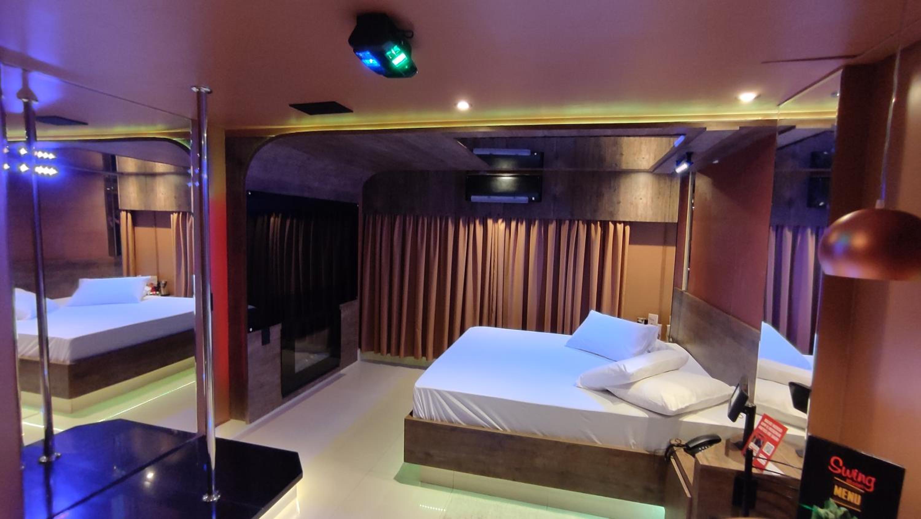 Swing Motel 1
