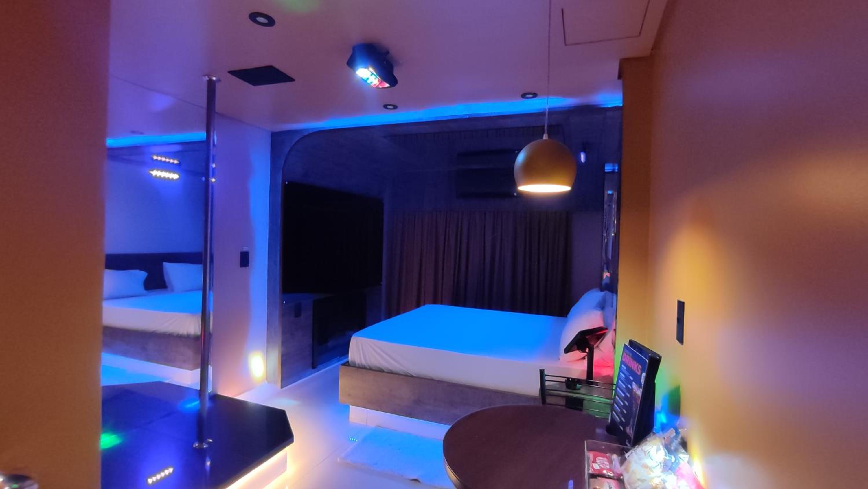 Swing Motel 1