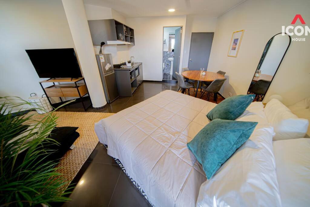 Cozy Studio in Barranco view 4