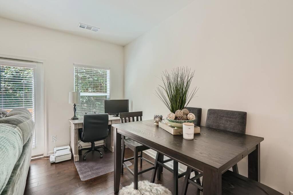 Atlanta Gem 3BR/3BA Home. Experience Package! view 2