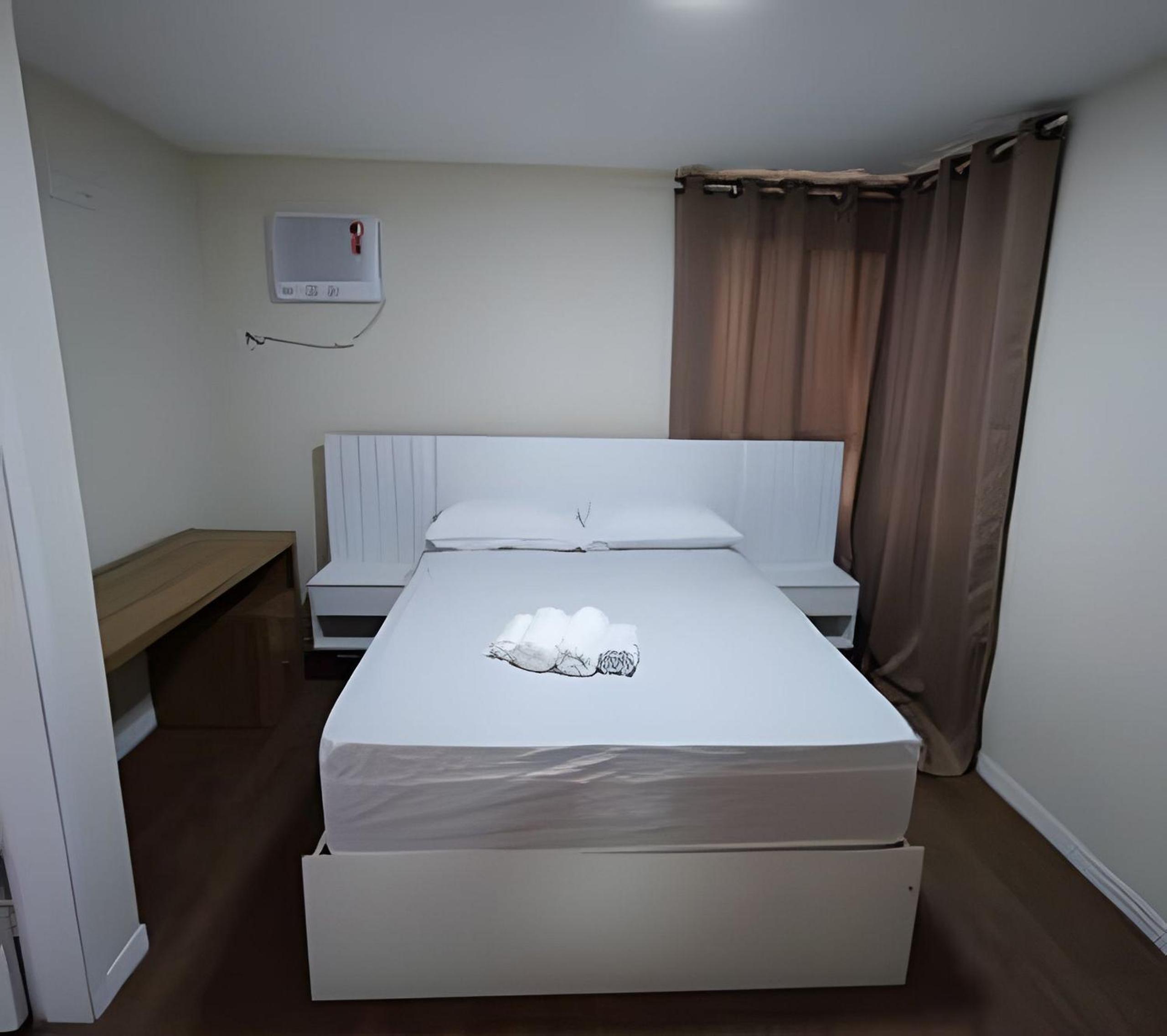 Flat Lindo Garagem Hakka Feirinha e Hospitais