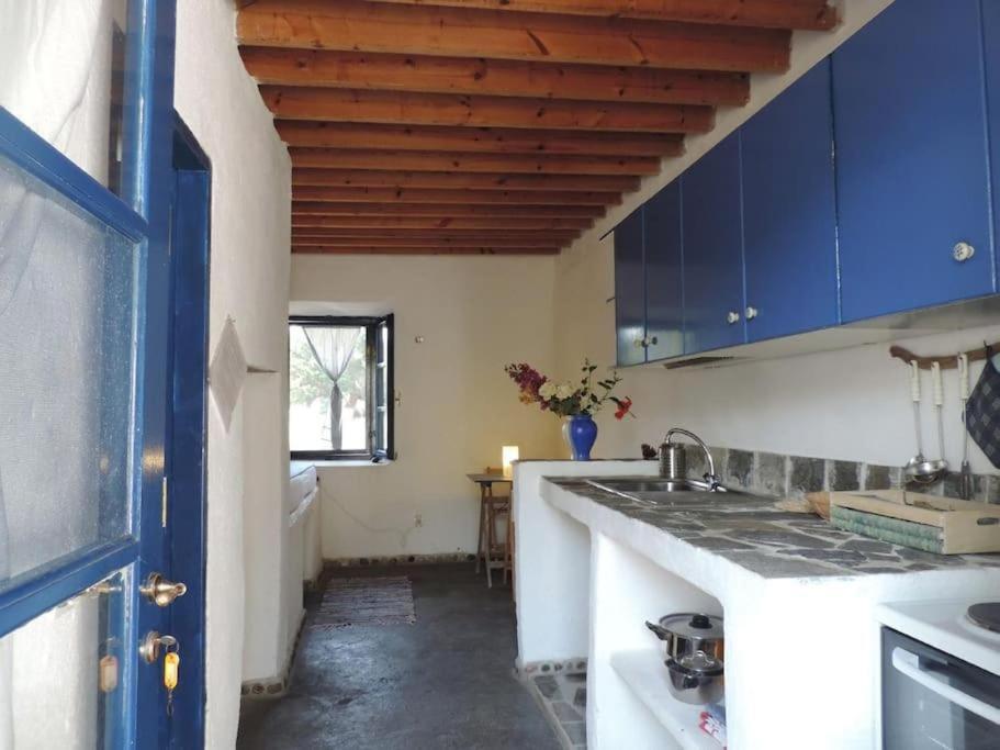 Lovely independent room in Ecovilla on the beach view 3