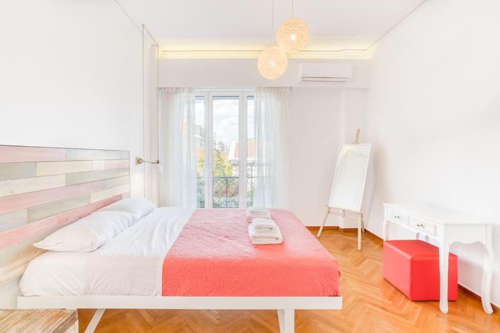 Spacious 4BED 4BATH flat near Archaelogical Museum