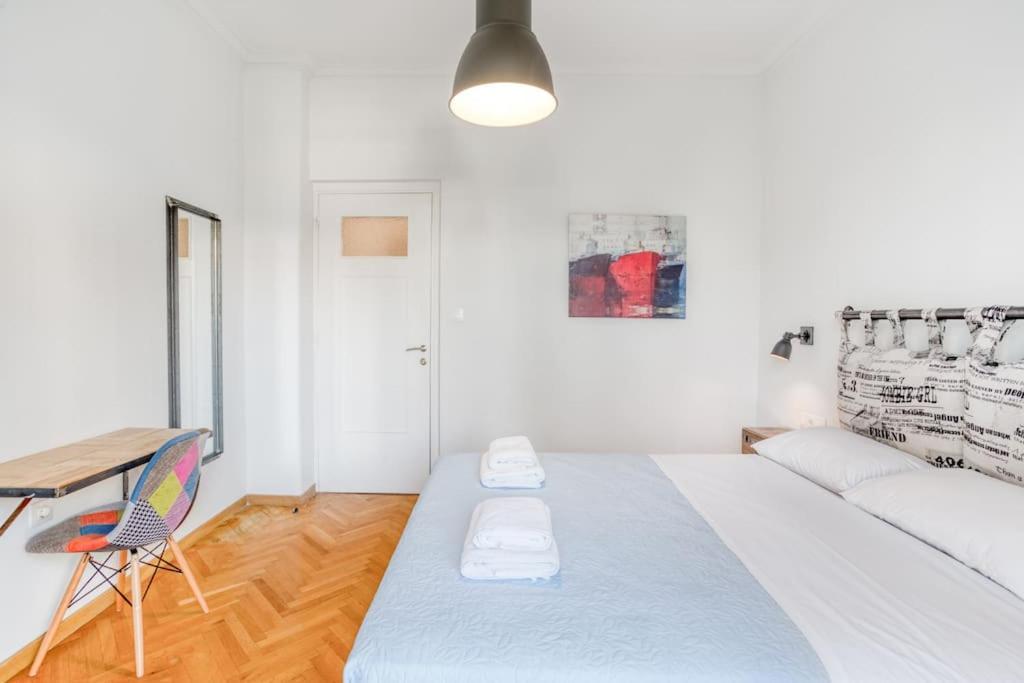 Spacious 4BED 4BATH flat near Archaelogical Museum