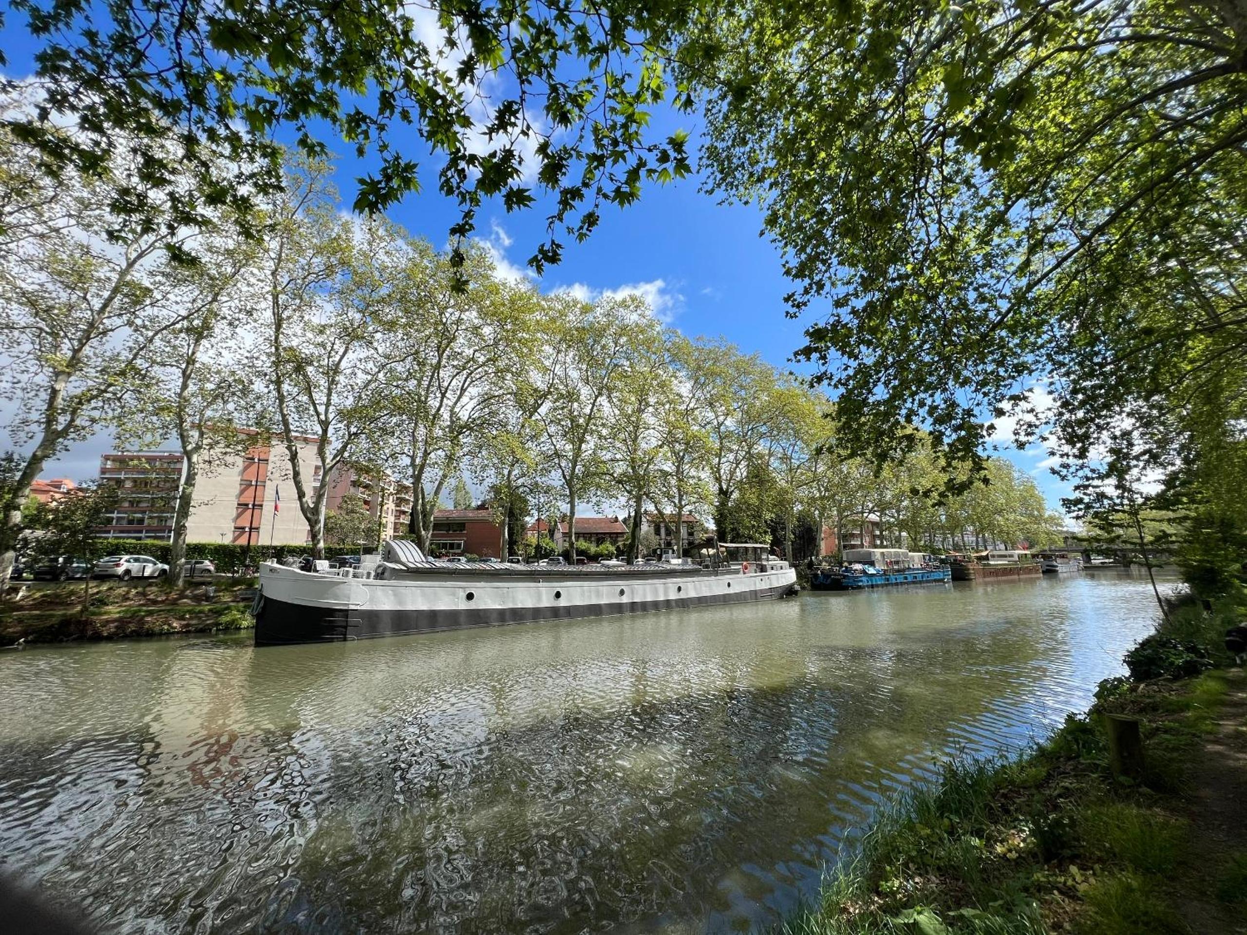 Sunset Duplex - Grand-Rond, Jardin des plantes, centre-ville, 2 BDRs 60m2, AC, Netflix - T3 60m2 avec clim