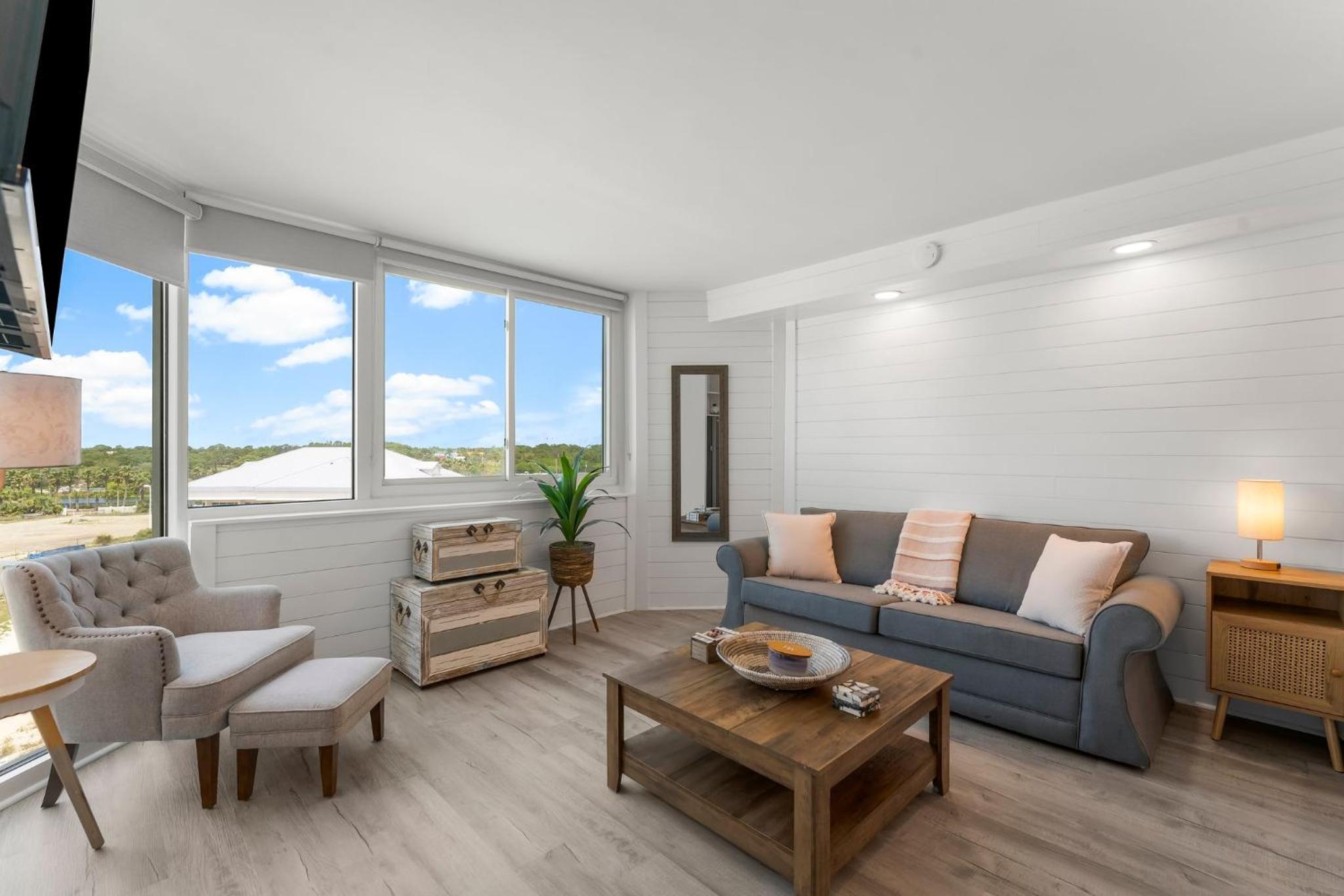 Top of the Gulf 622 - Beach Front Condo Resort view 5