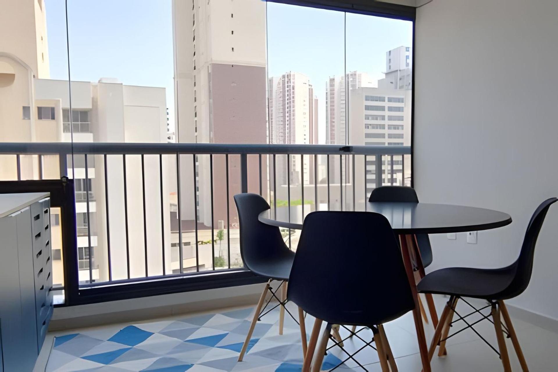 Charmosos Studios no Coração de São Paulo - RioSampaFlats