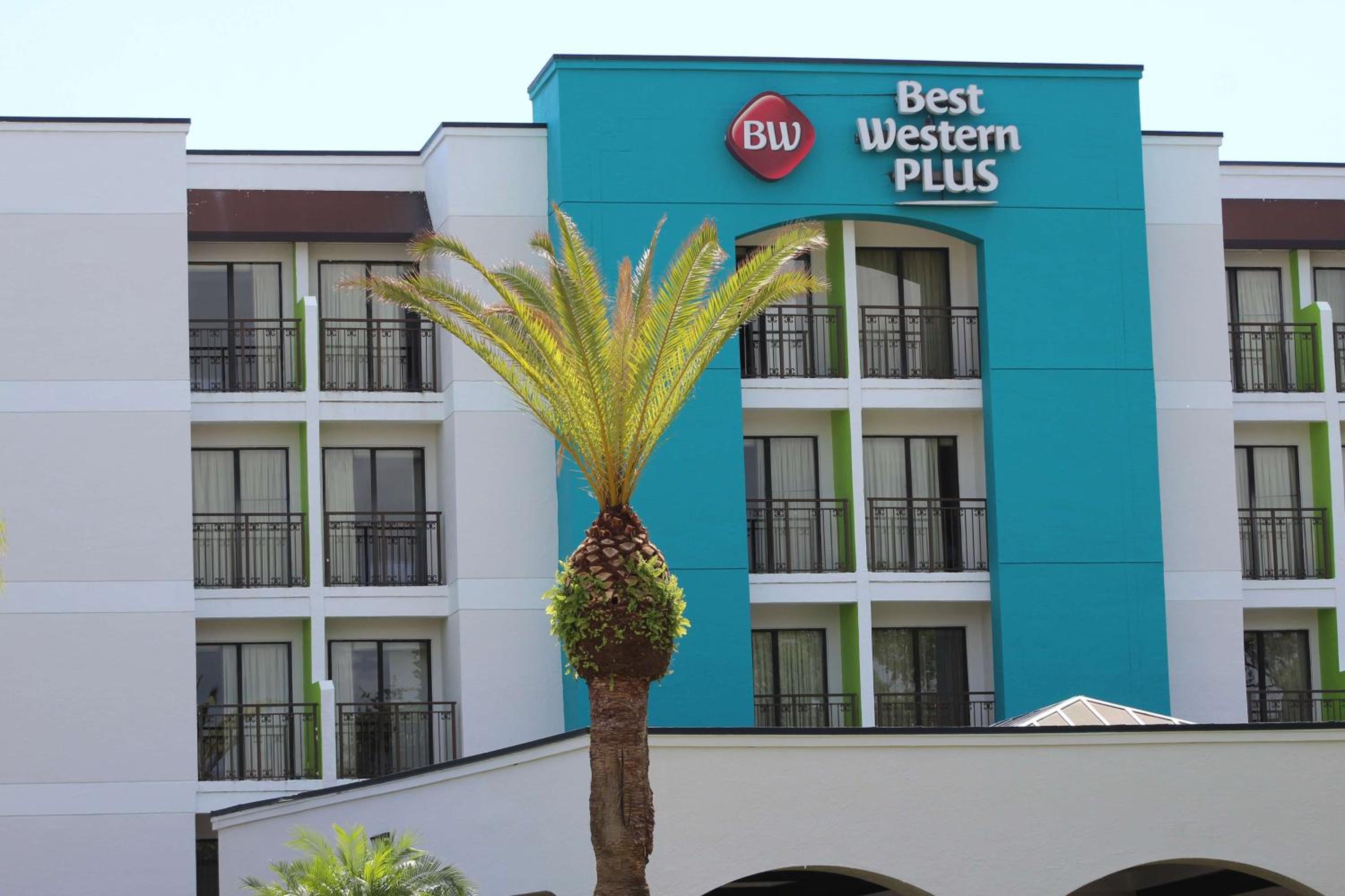 Fort Lauderdale Vacations - Best Western Plus Deerfield Beach Hotel  Suites - Property Image 1
