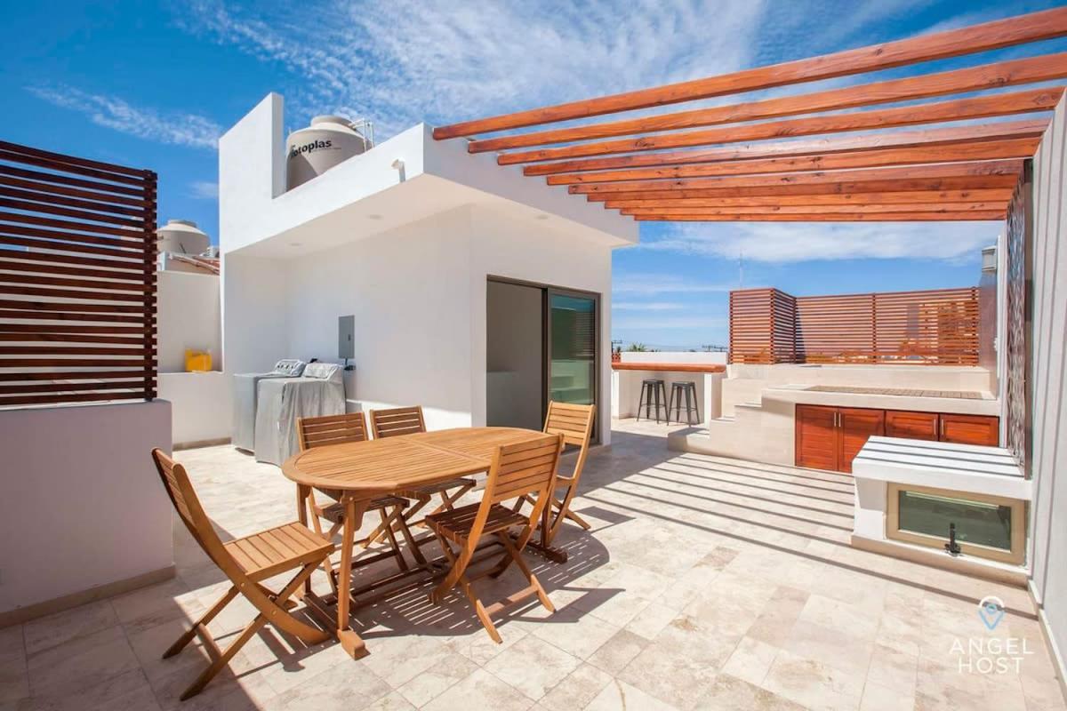 Brand New Townhome with Private Rooftop view 3