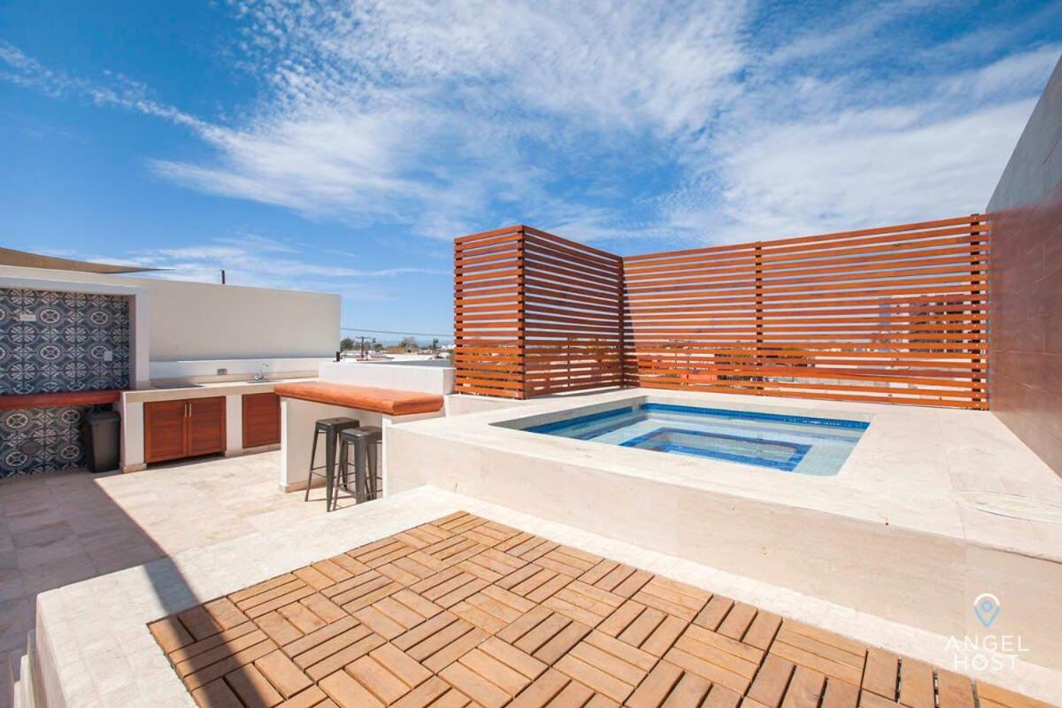 Brand New Townhome with Private Rooftop view 5