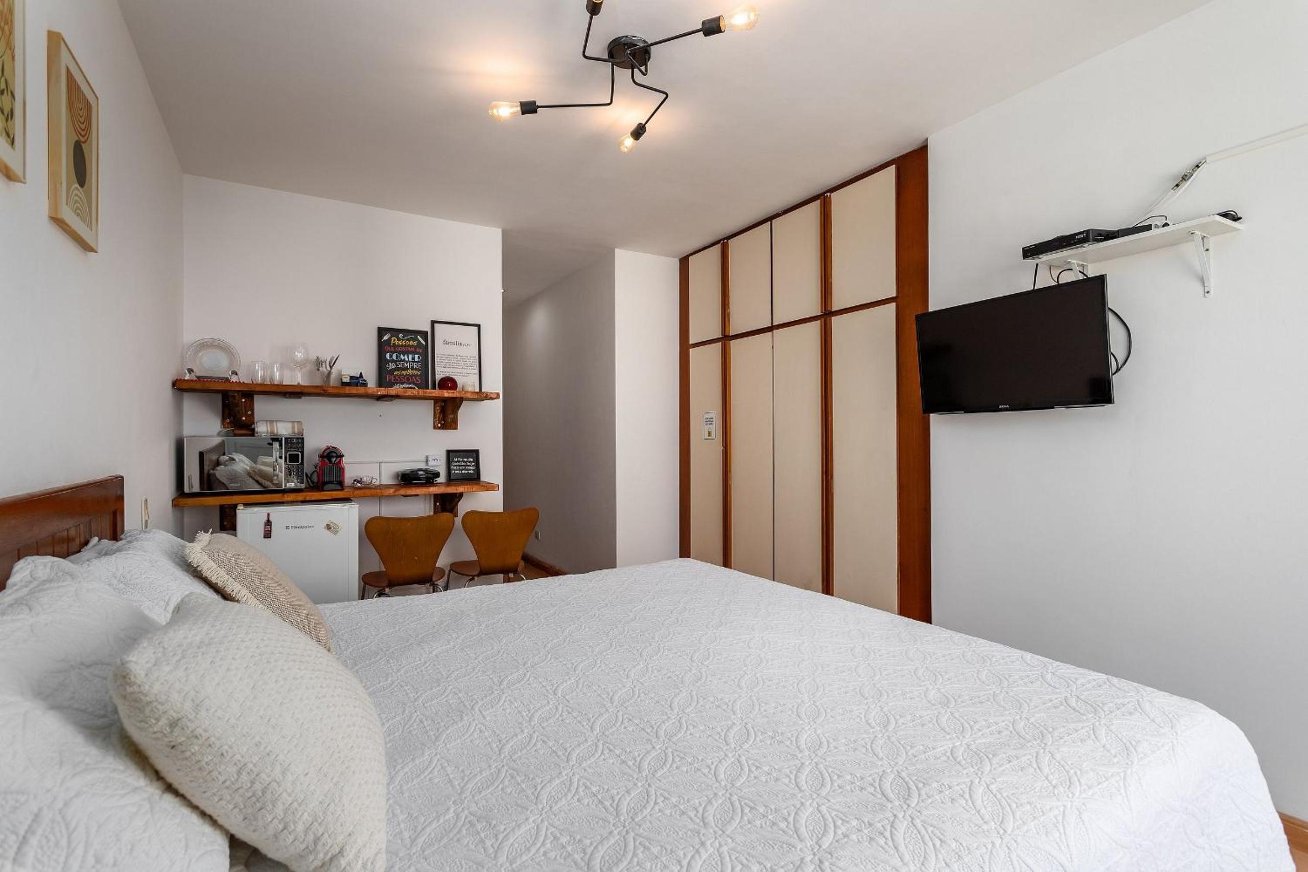 (902-B) Studio with Sea View and Amenities photo 4