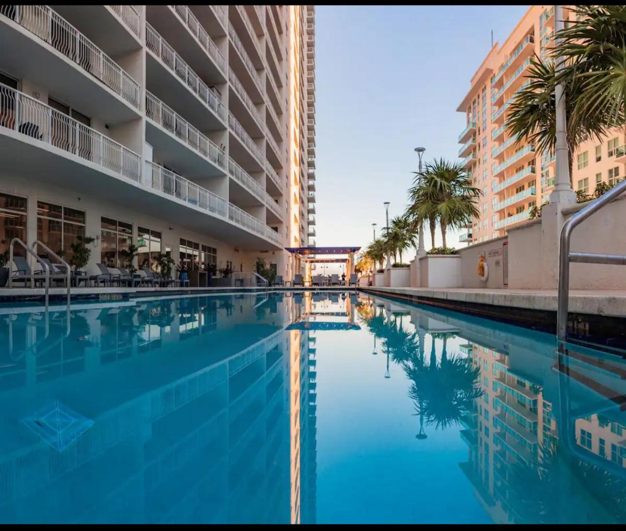 PH Luxury 1 Bed 1 Bath • Brickell • Ocean Views