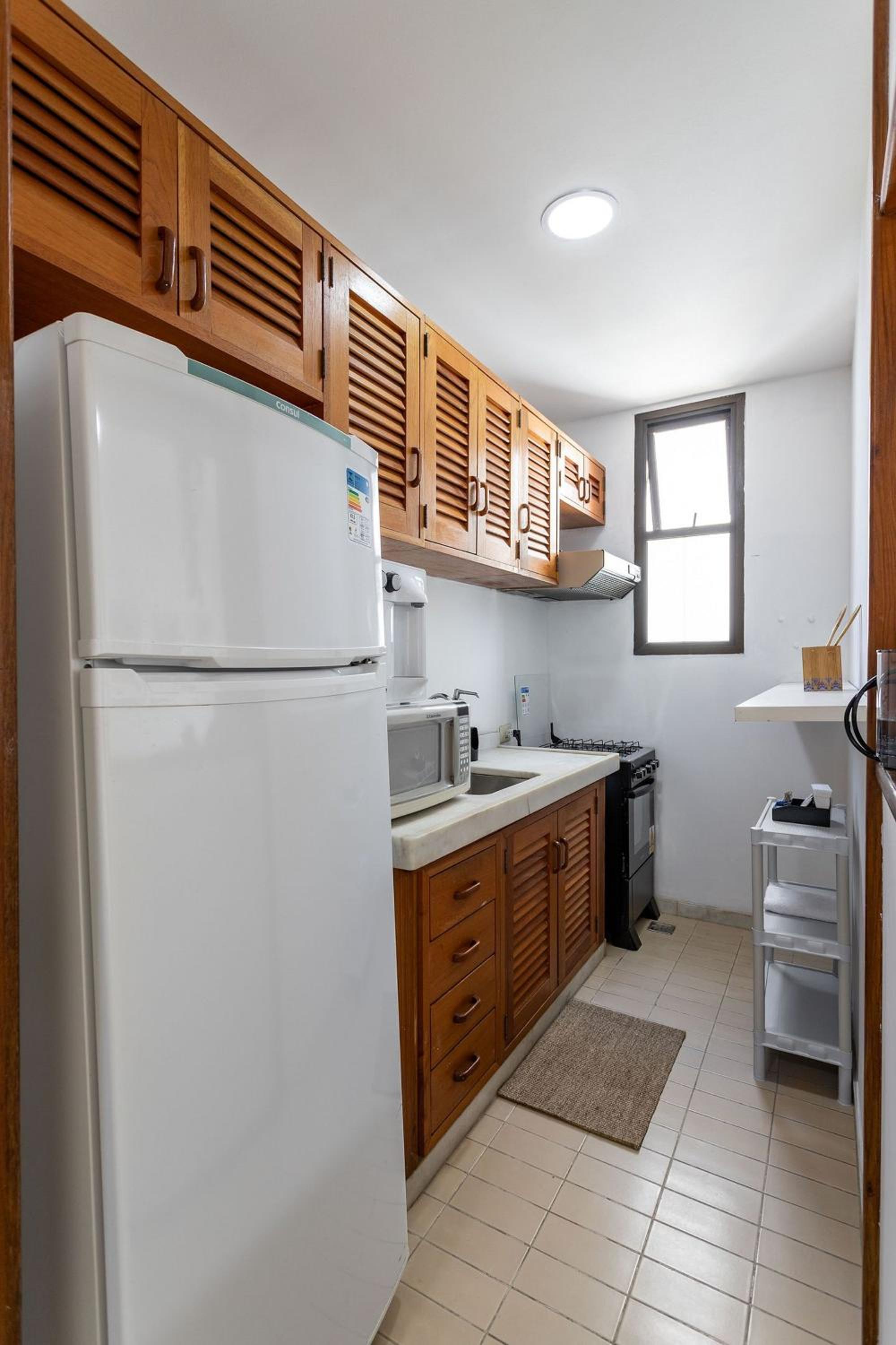 (1006) Apartment with 2 Suites and View of Christ