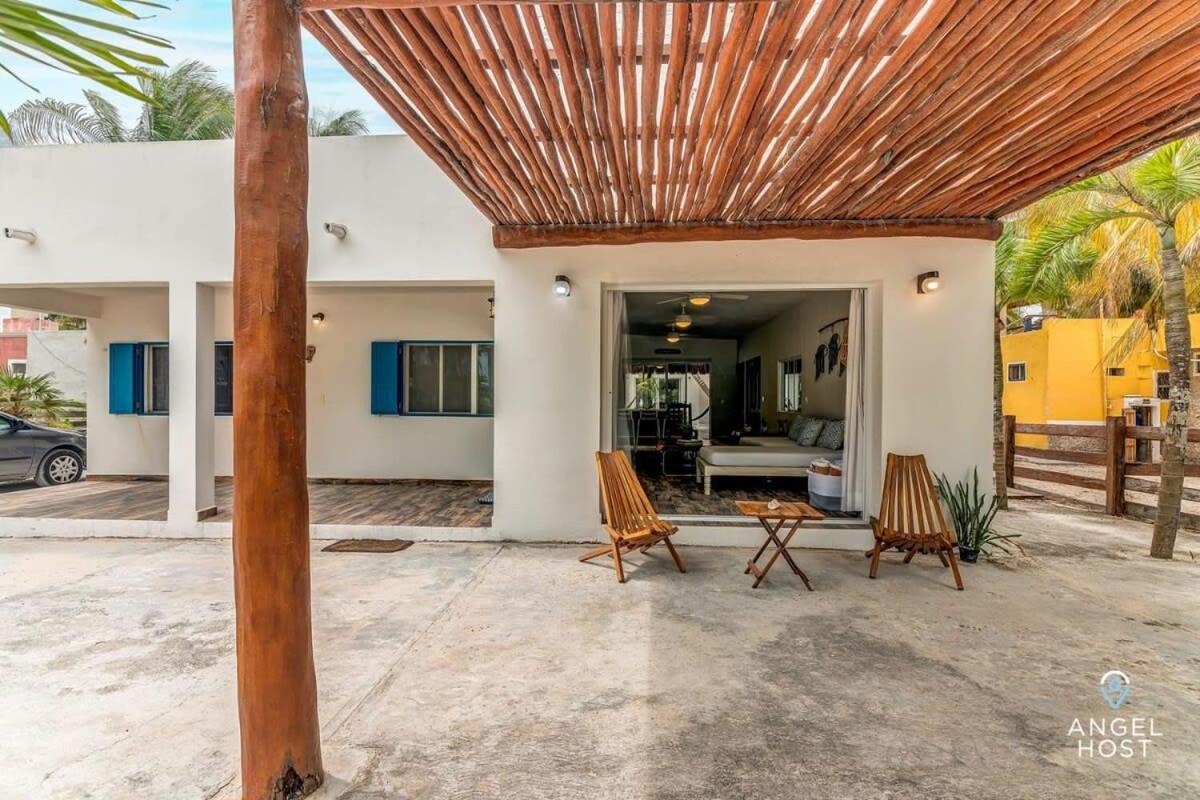 A Sublime Beach Getaway Perfect for a Family Gathering view 5