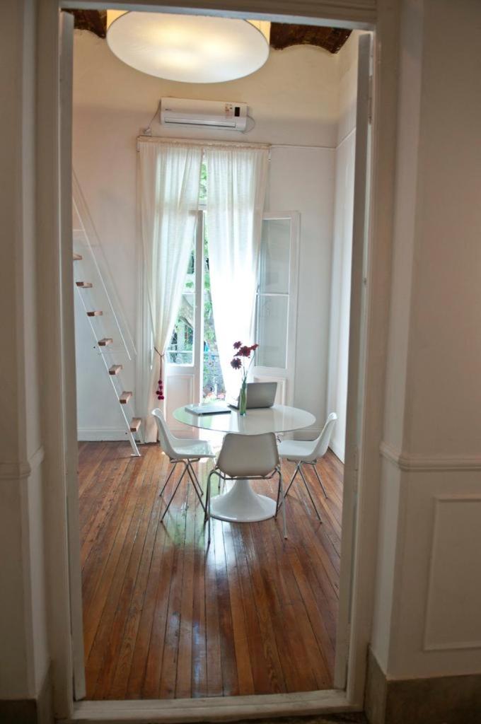 Art house apartments