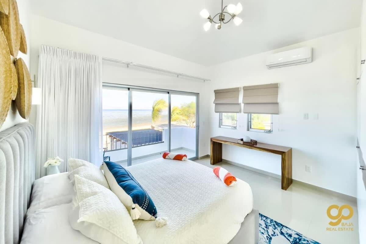 Casa Caracol Beachfront and Private Pool Villa view 5