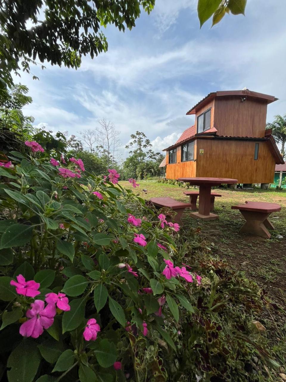 Myra Chalets