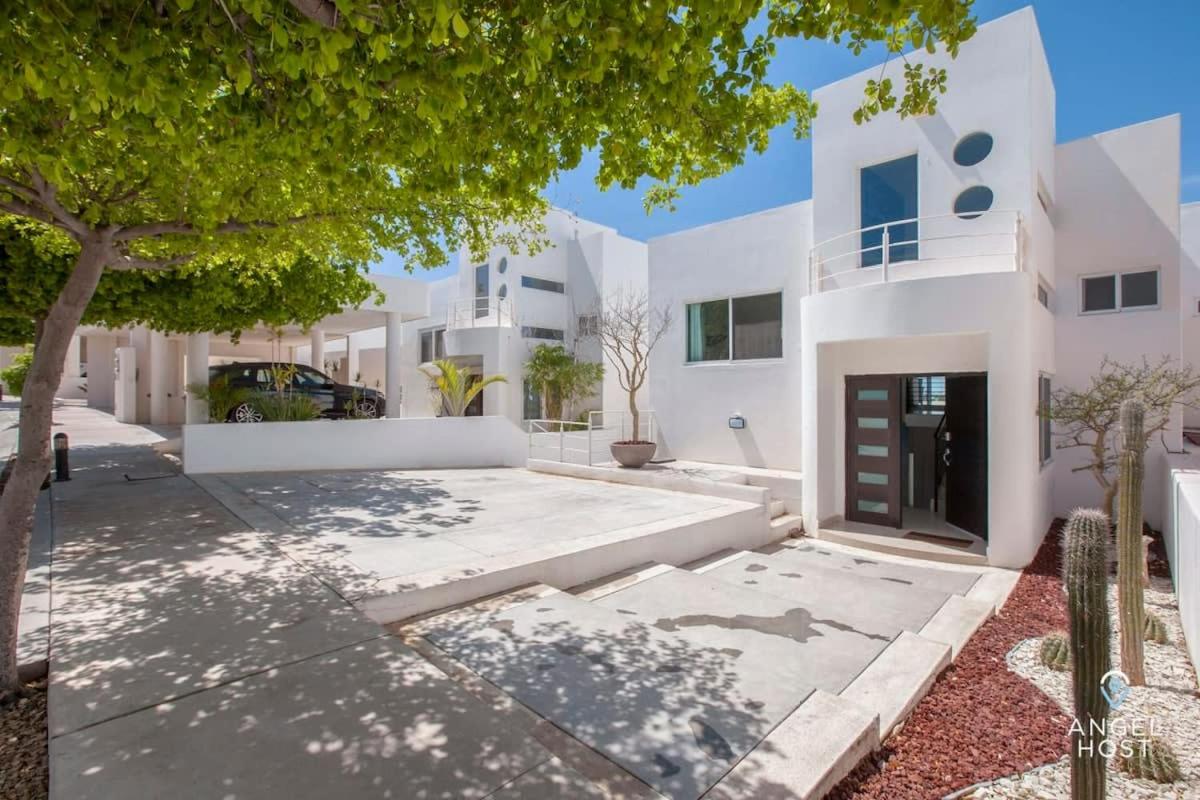 Large Private Terrace & Expansive Views