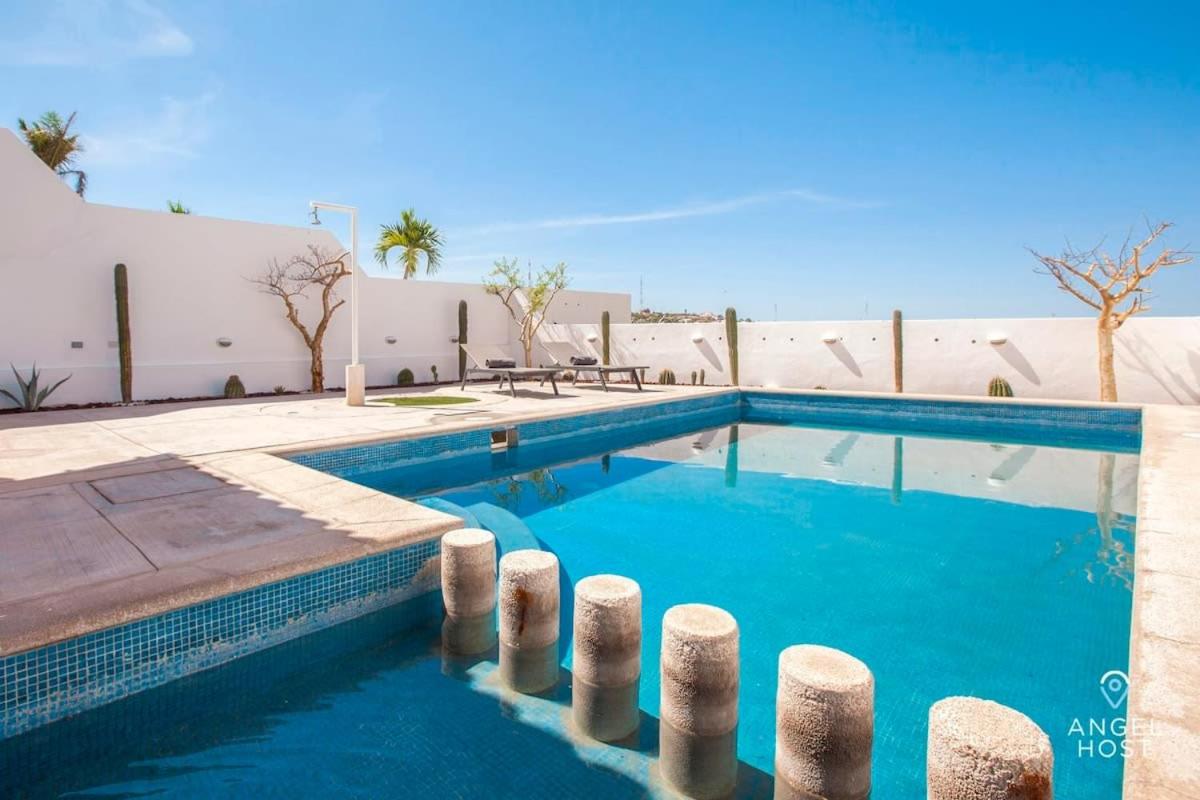 Large Private Terrace & Expansive Views