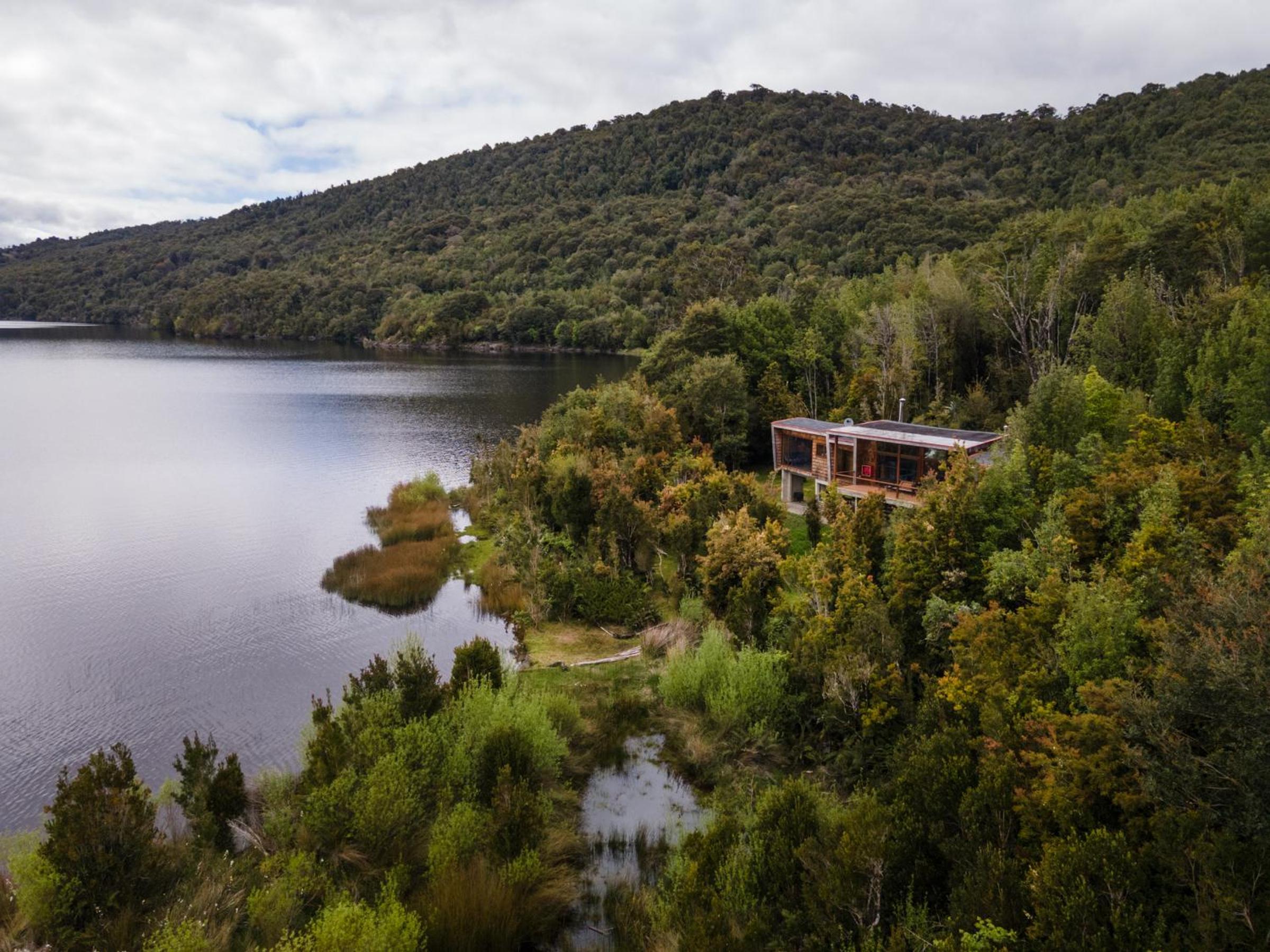 Casas Martín Pescador, Lago Huillinco, Chiloe