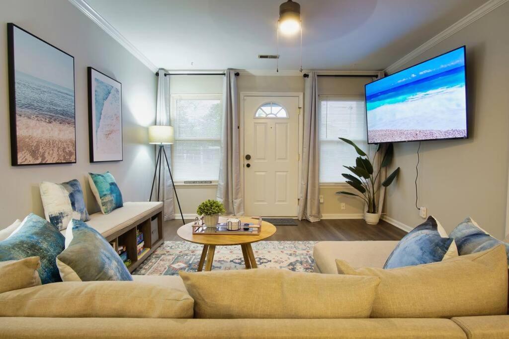 Bungalow Bliss ※ Beach Cottage Blocks From Ocean view 4