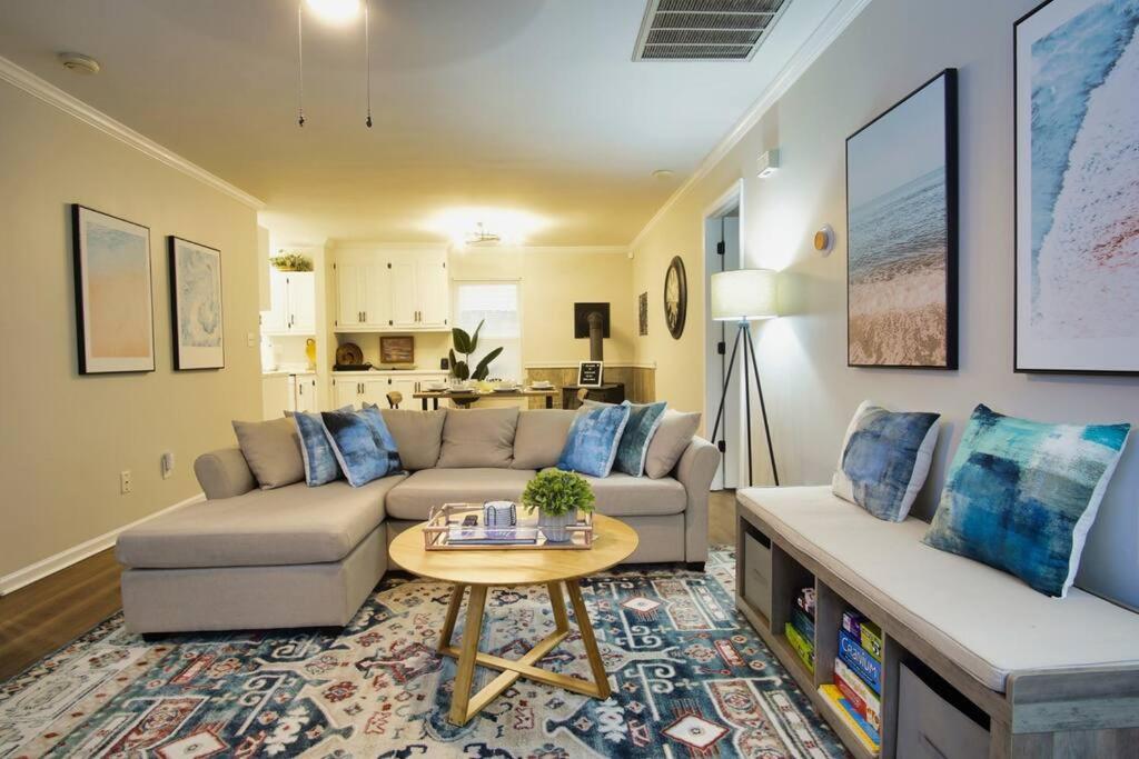 Bungalow Bliss ※ Beach Cottage Blocks From Ocean view 2