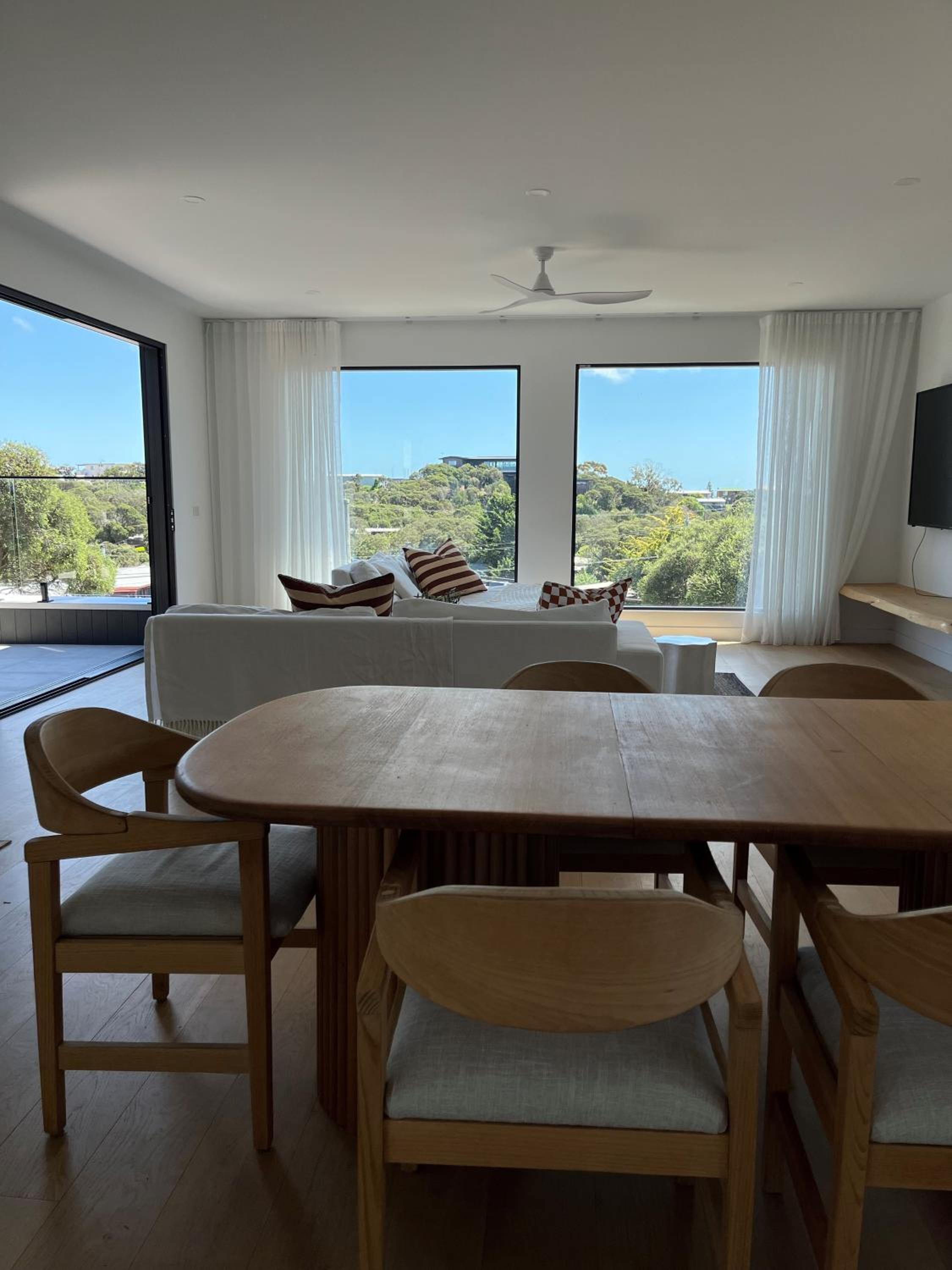 Panoramic Bayview Luxe