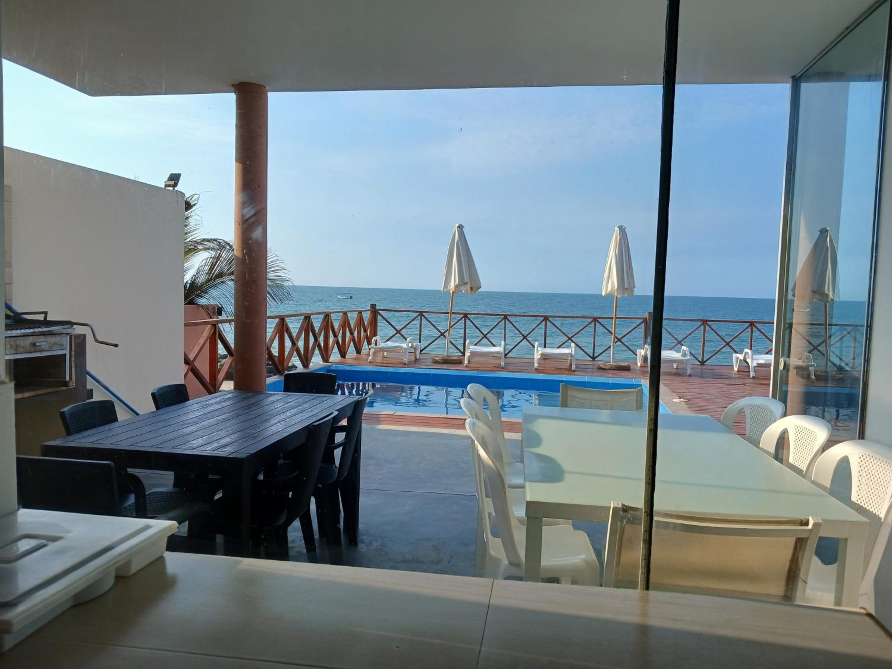Casa de Playa Akas