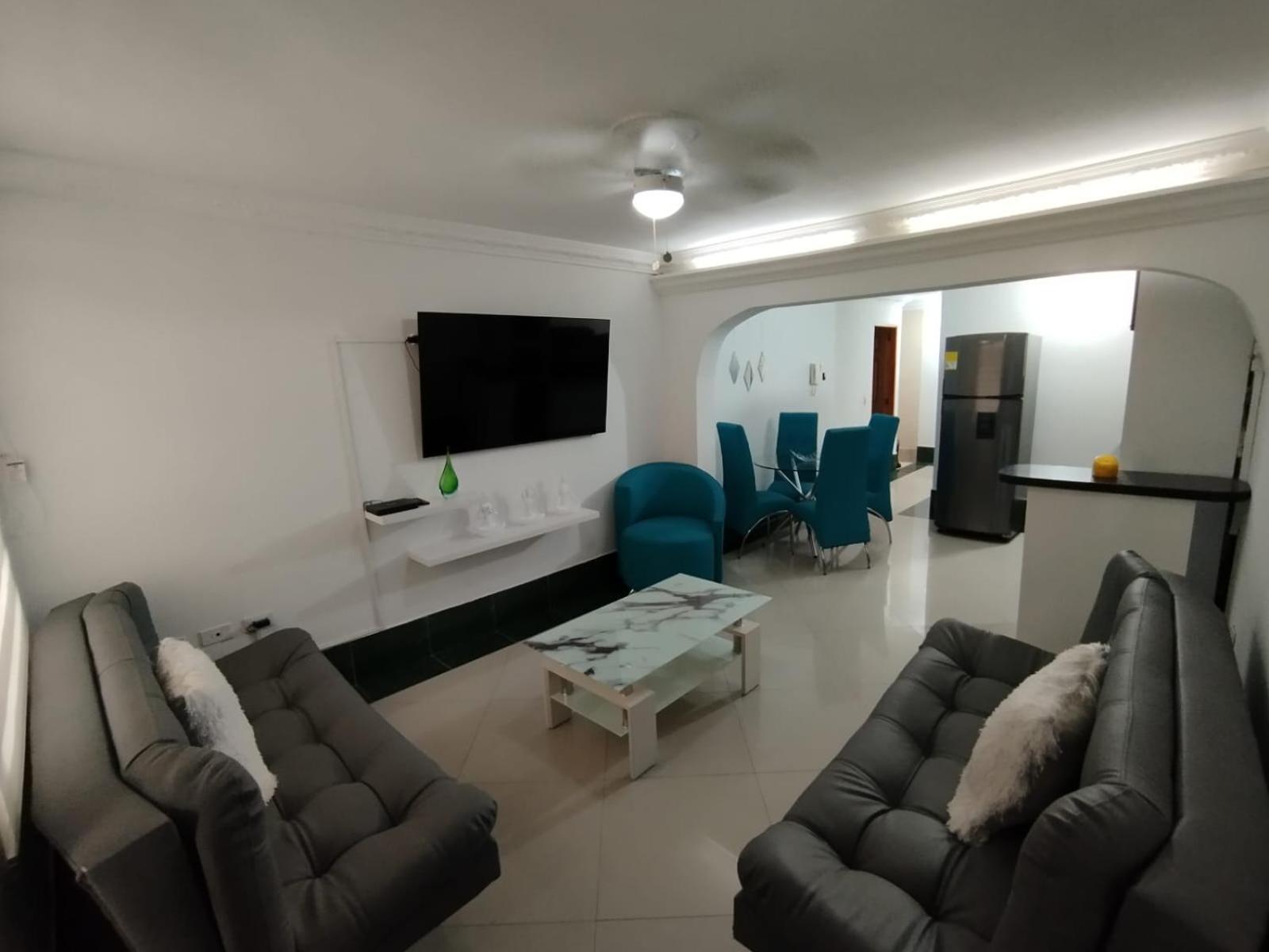 Aparta Suites Laureles 71 7 aptos