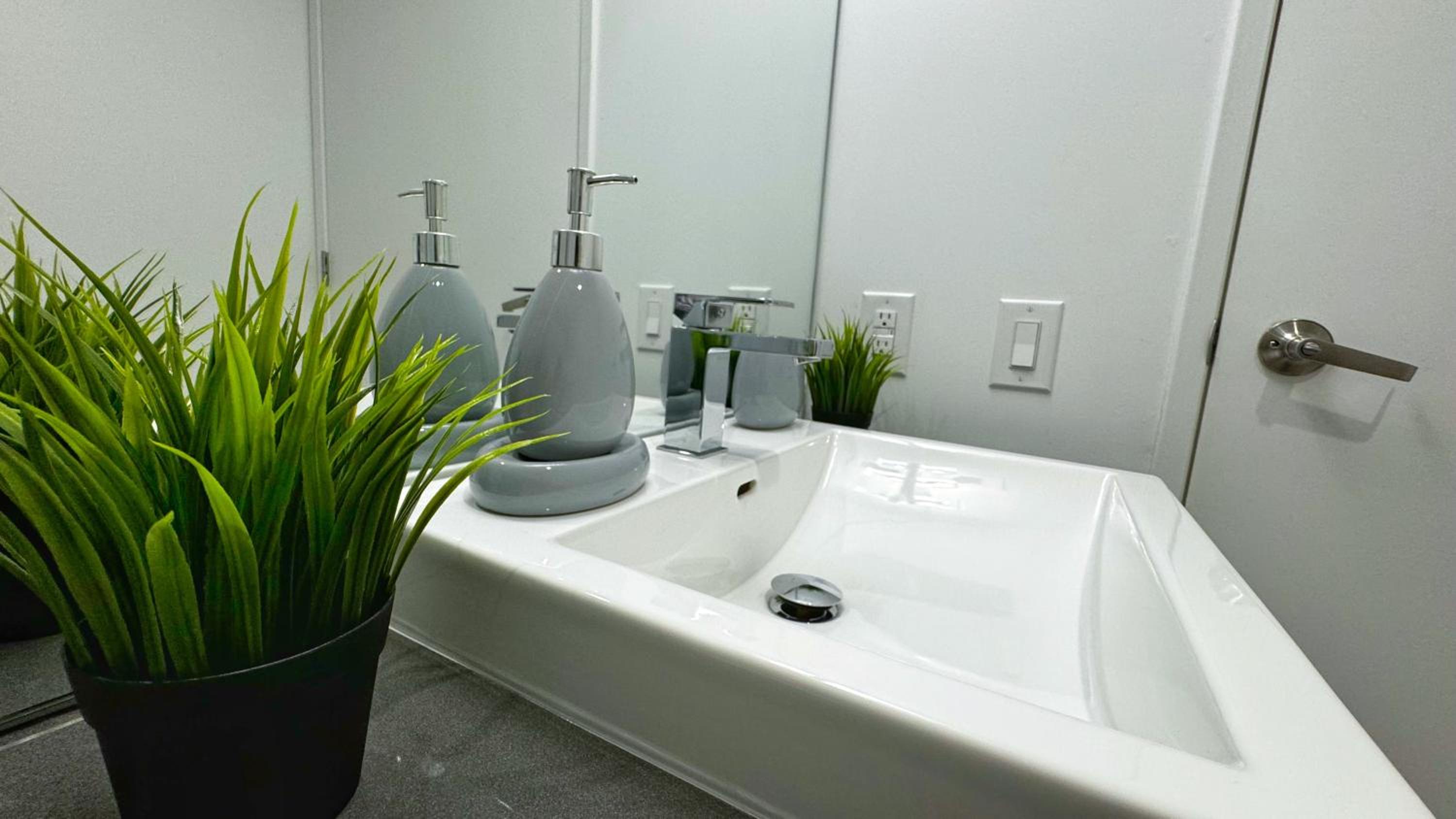 Cozy 1BR Apt - Downtown Winnipeg