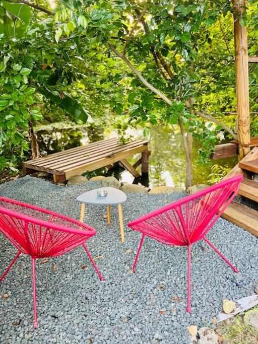 Lodge Lamareale, Bungalow sur l eau proche de la plage