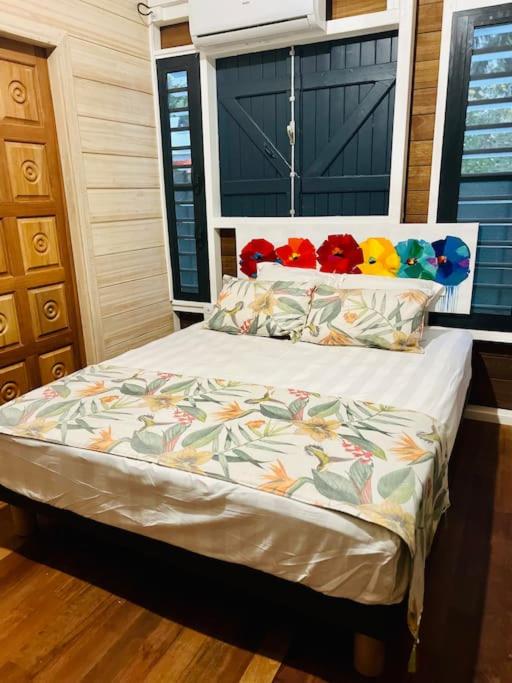 Lodge Lamareale, Bungalow sur l eau proche de la plage