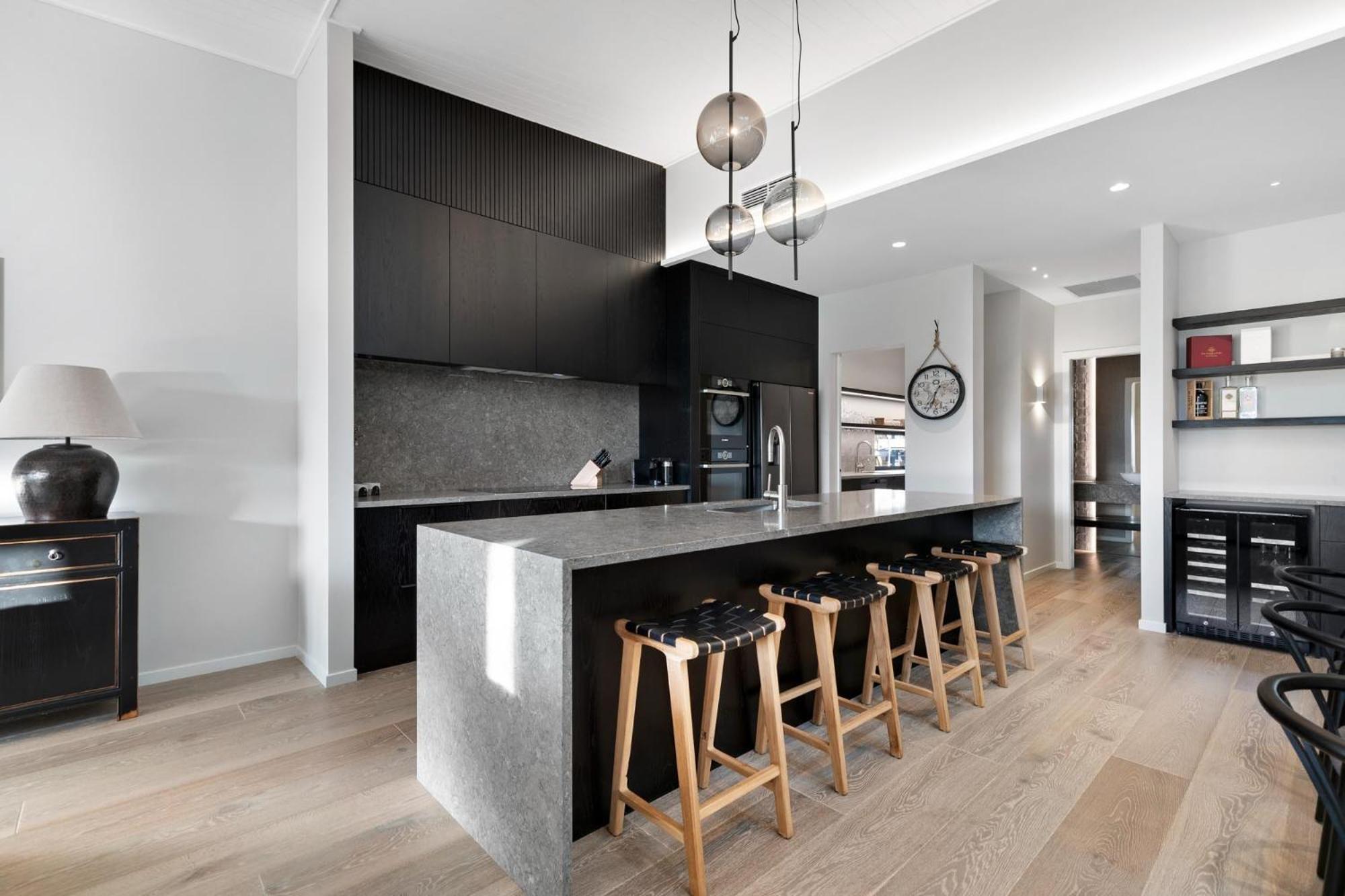 Elegance on Warren view 4