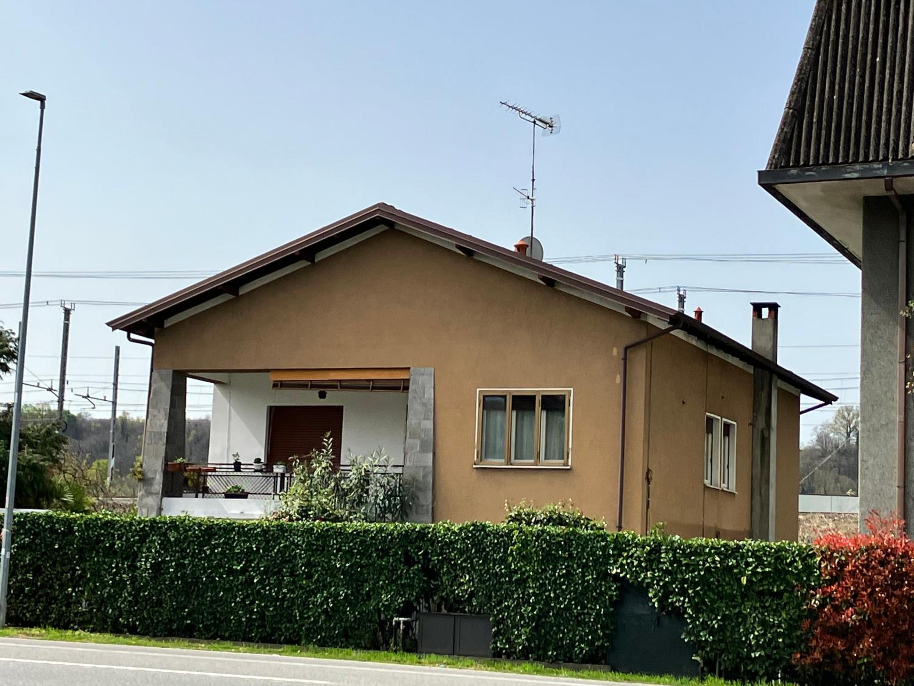 Photo 12