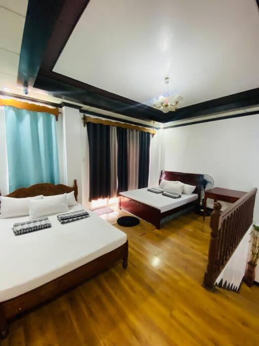 Matthew's Place Baguio city view 4