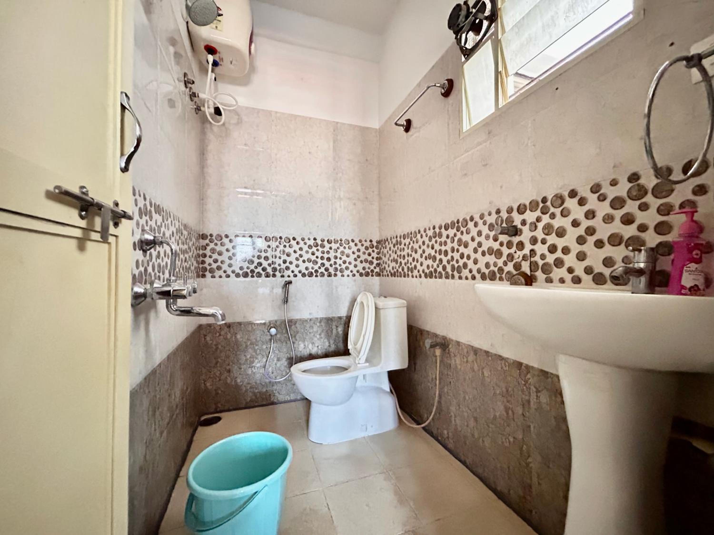 7th heaven Mysore by Rohi stays view 4