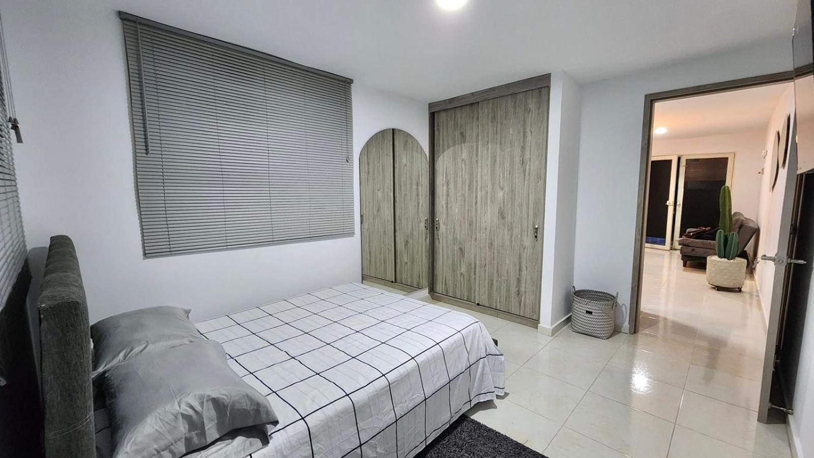 apartaestudio de lujo en excelente sector con aire acondicionado