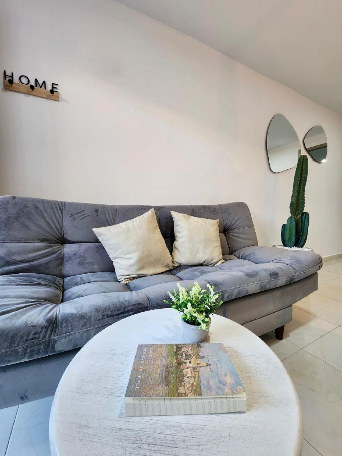 apartaestudio de lujo en excelente sector con aire acondicionado