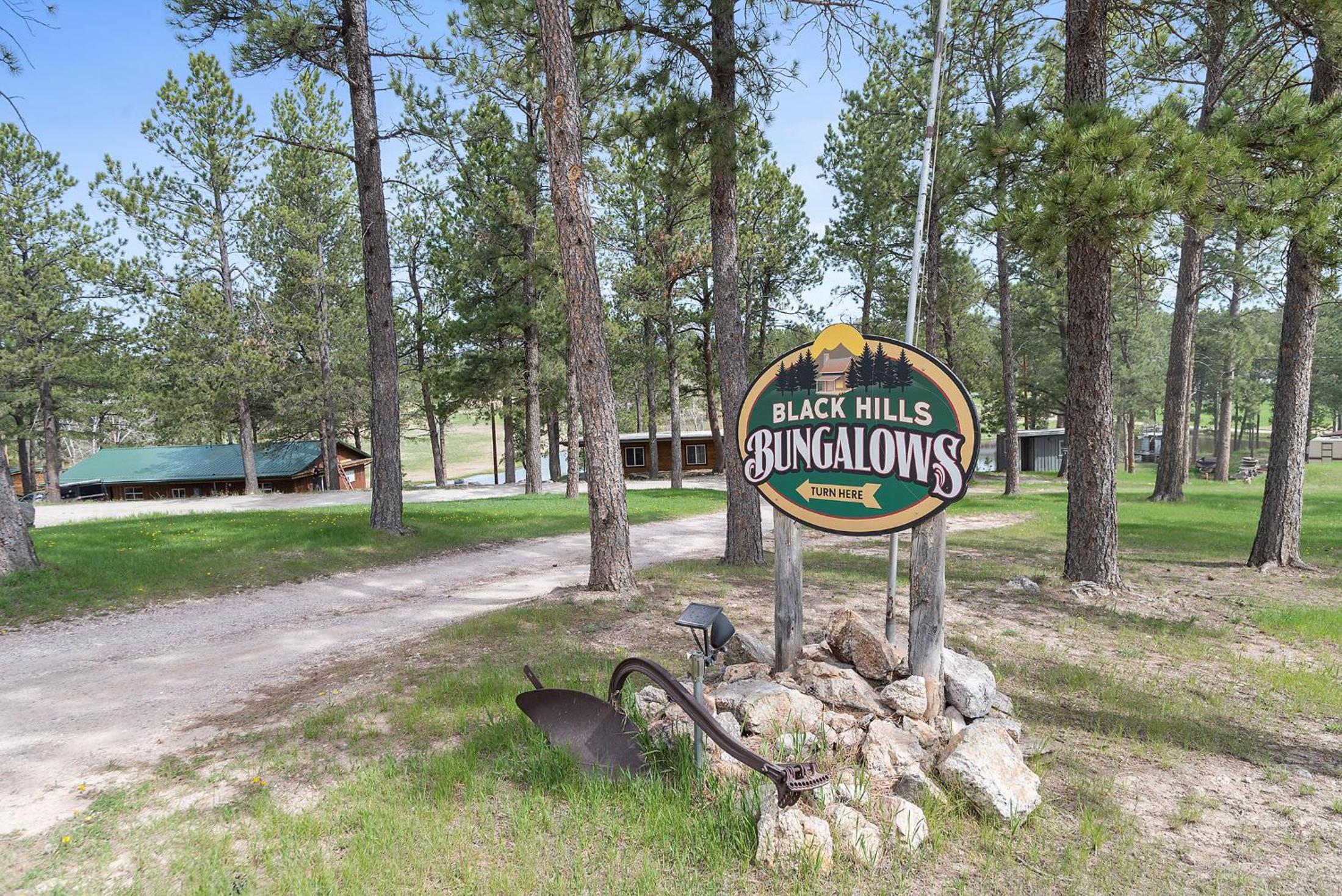 Hotel Sun Filled Cabin Pond-views Bhbungalows #8