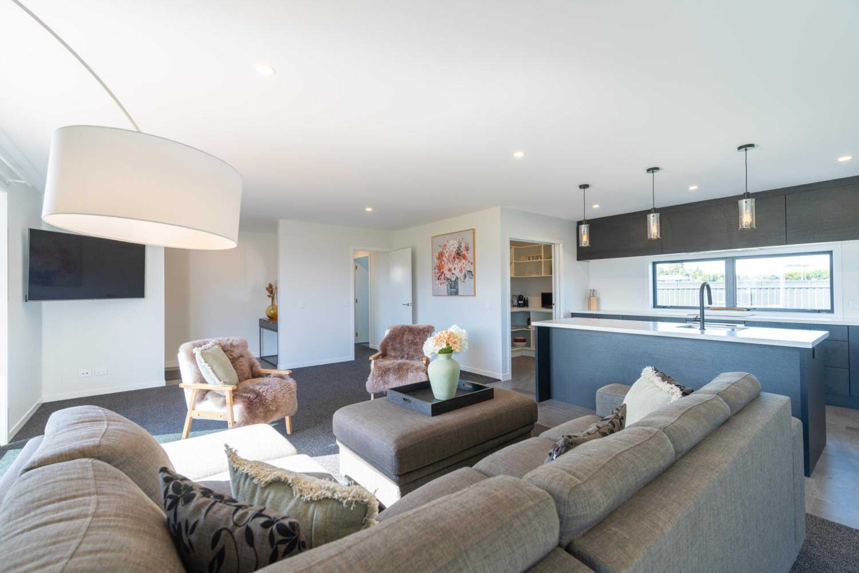 Oraka Scenery - Te Anau Holiday Home view 5