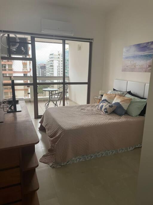 Beachfront Condo Large Apartament