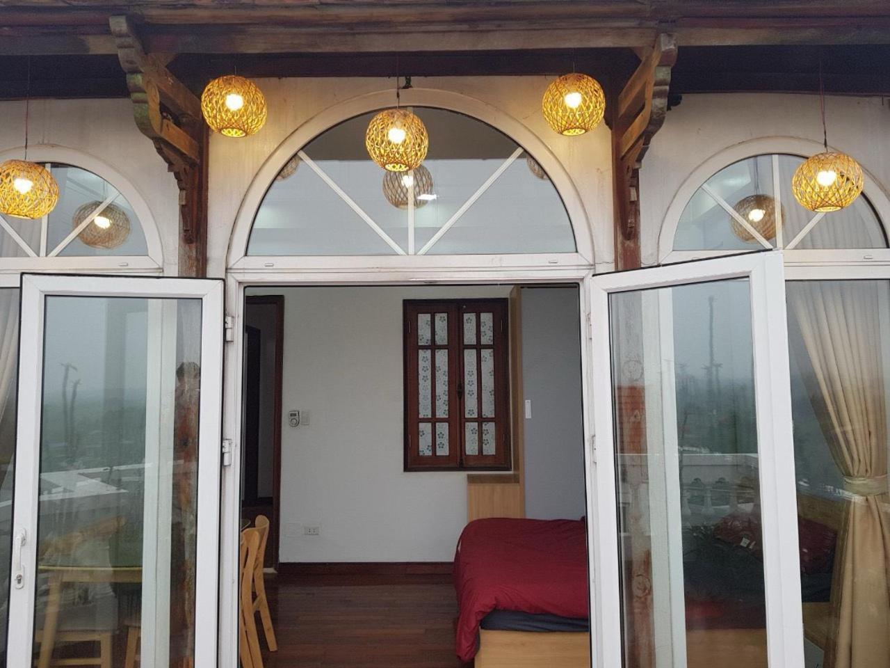 AN HOMESTAY