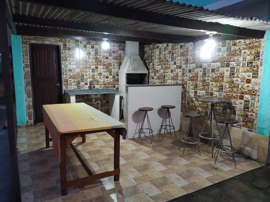 Casa espaçosa com Piscina e Churrasqueira em Penedo