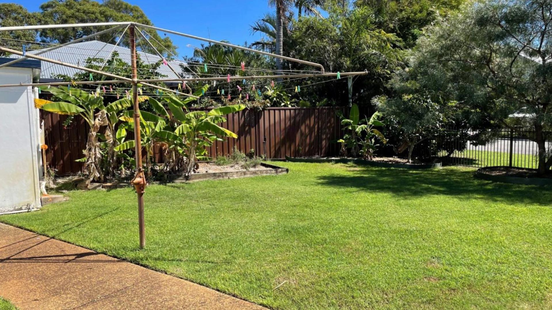 Pet Friendly home walking distance to Surf Beach - North St, Woorim