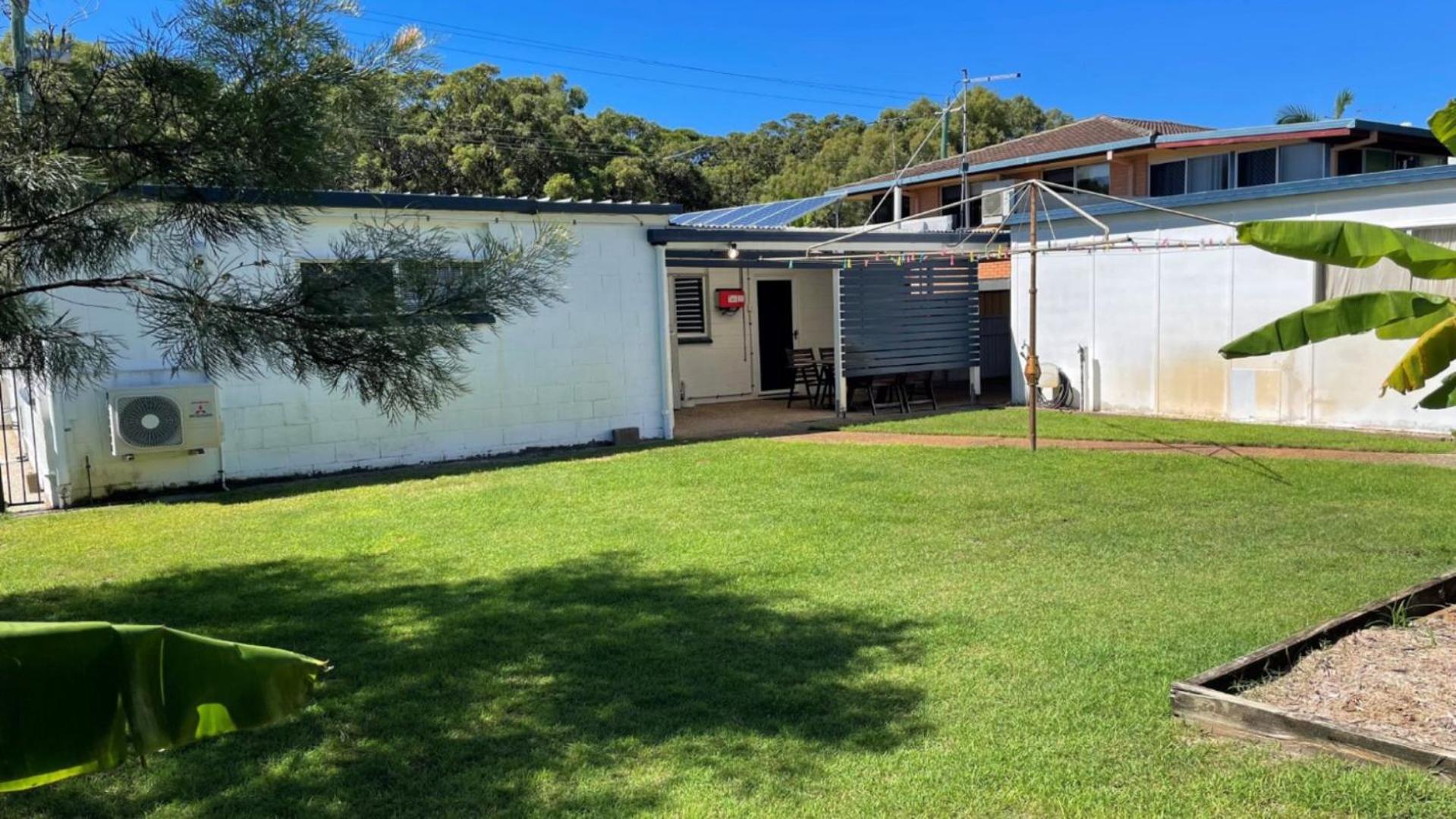 Pet Friendly home walking distance to Surf Beach - North St, Woorim