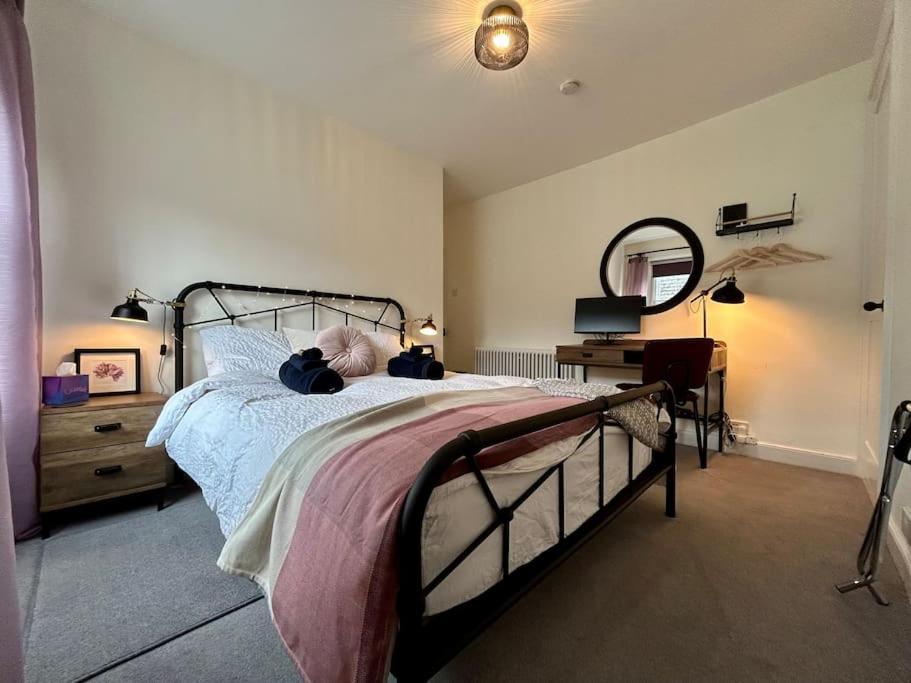 Compass Cottage