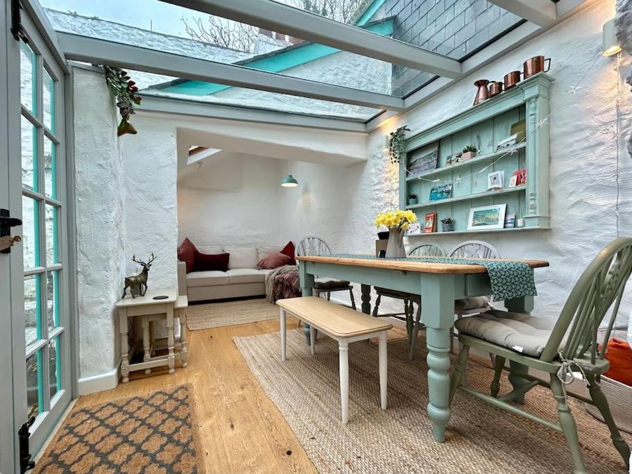 Compass Cottage